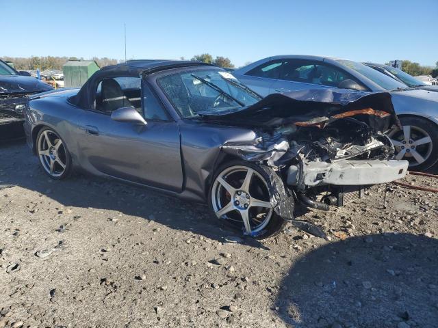 Photo 4 from auction – 2004 MAZDA MX-5 MIATA with VIN JM1NB354140408395