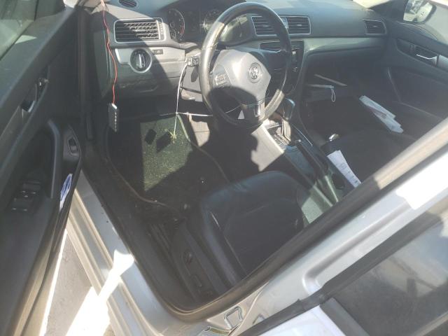 Photo 8 from auction – 2015 VOLKSWAGEN PASSAT S with VIN 1VWAT7A3XFC033184