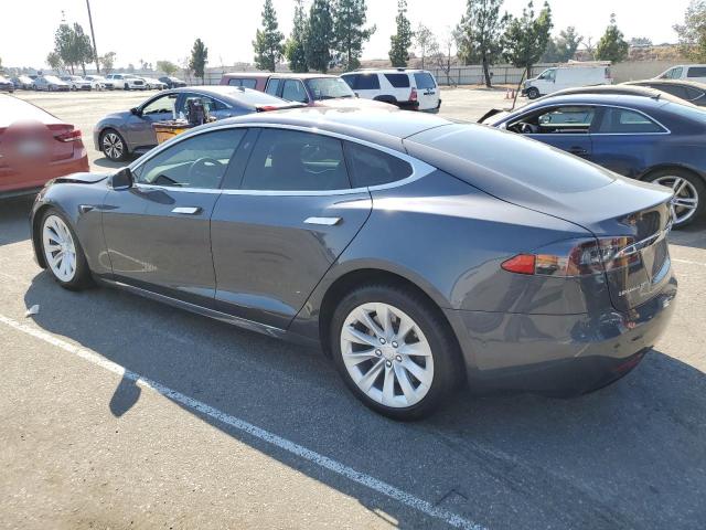 Photo 2 from auction – 2017 TESLA MODEL S with VIN 5YJSA1E10HF203688