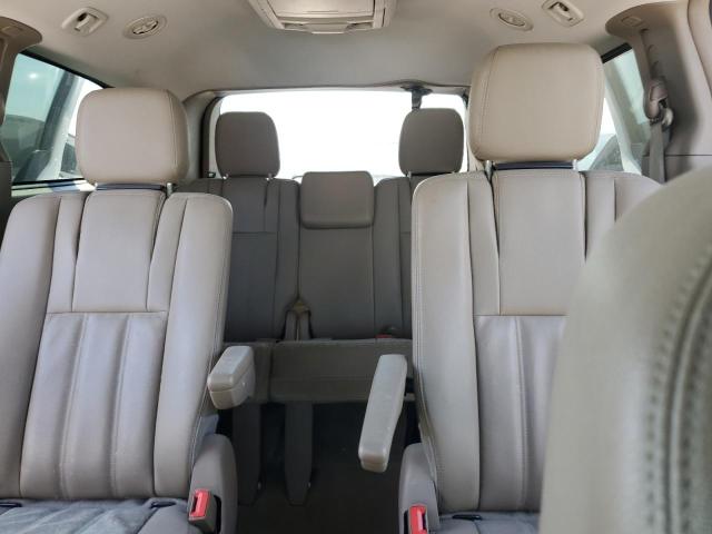 Photo 10 from auction – 2016 CHRYSLER TOWN & COU with VIN 2C4RC1BG9GR297977