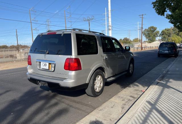 Photo 4 from auction – 2005 LINCOLN NAVIGATOR with VIN 5LMFU28535LJ17094
