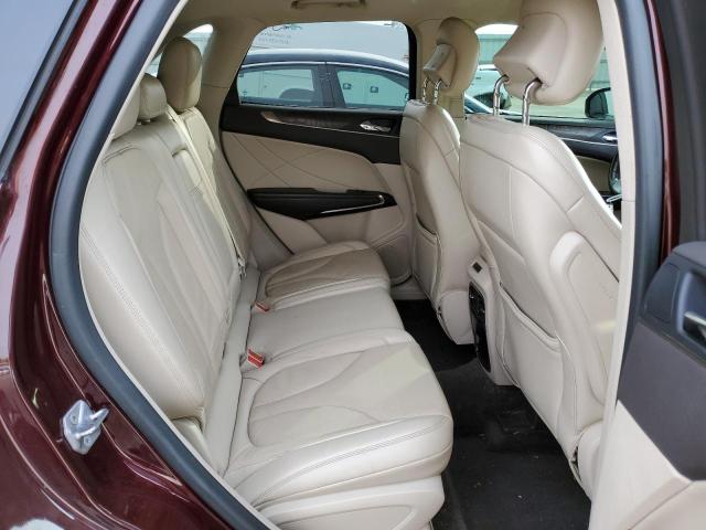 Photo 11 from auction – 2017 LINCOLN MKC RESERV with VIN 5LMCJ3D93HUL35349