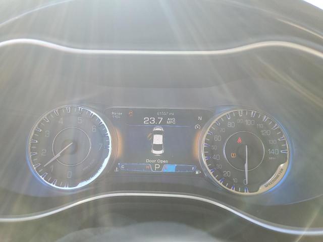 Photo 9 from auction – 2015 CHRYSLER 200 C with VIN 1C3CCCCB3FN760796