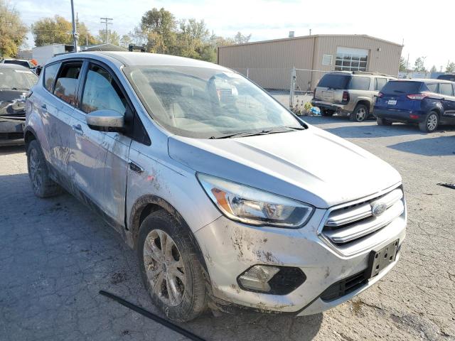 Photo 4 from auction – 2017 FORD ESCAPE SE with VIN 1FMCU9GD8HUC66008