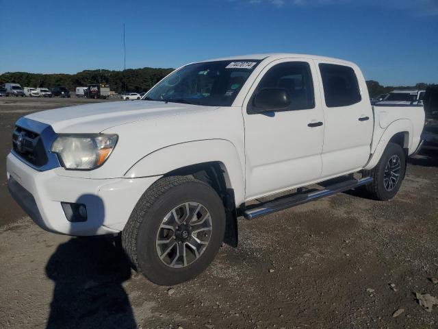 TOYOTA TACOMA DOU 2013 with VIN 3TMLU4EN6DM119204 - Photo from auction
