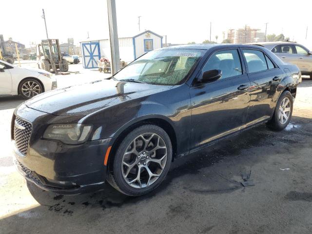 CHRYSLER 300 S 2015 с VIN 2C3CCABT8FH882139 - Фото с аукциона