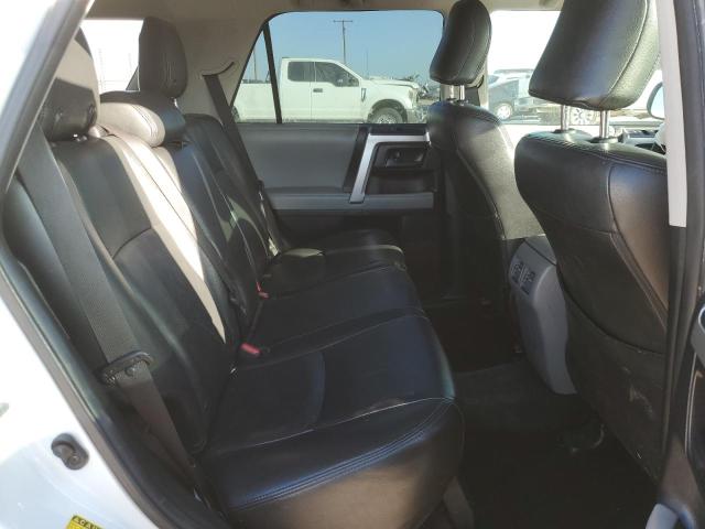Photo 11 from auction – 2011 TOYOTA 4RUNNER SR with VIN JTEZU5JR9B5026619