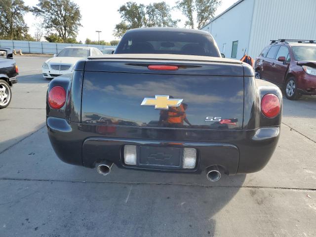 Photo 6 from auction – 2004 CHEVROLET SSR with VIN 1GCES14P14B111213