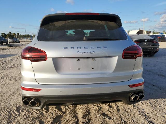 Photo 6 from auction – 2016 PORSCHE CAYENNE S with VIN WP1AB2A22GLA93931
