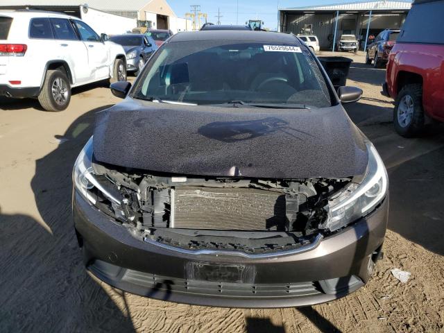 Photo 5 from auction – 2018 KIA FORTE LX with VIN 3KPFK4A75JE226549