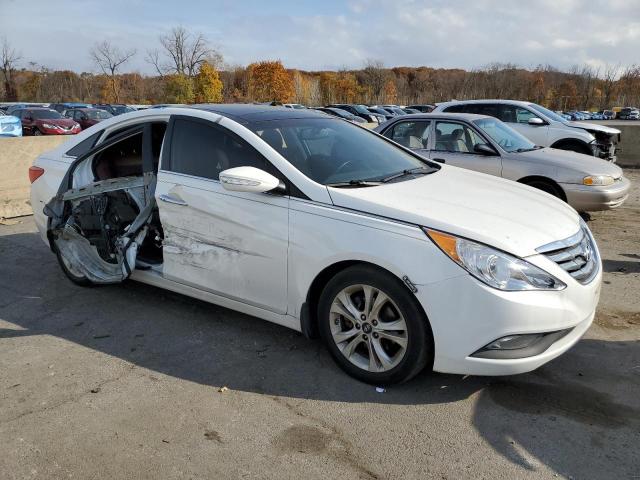 Photo 4 from auction – 2012 HYUNDAI SONATA SE with VIN 5NPEC4AC1CH447084