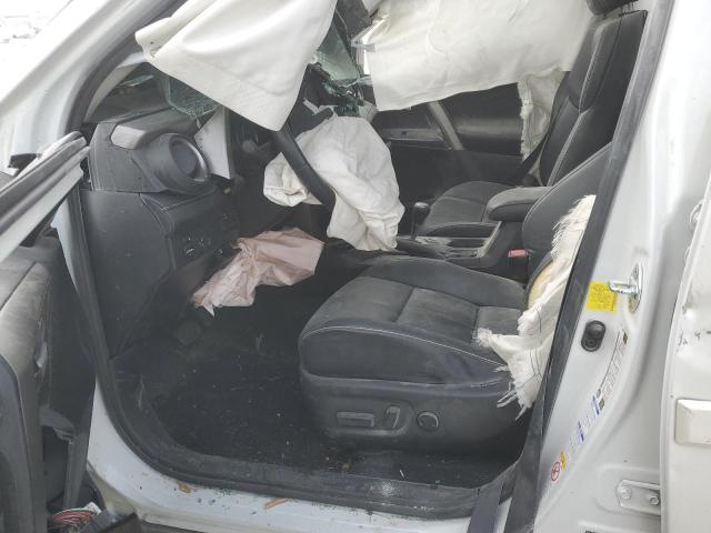 Photo 7 from auction – 2017 TOYOTA RAV4 LIMIT with VIN 2T3DFREV1HW676683