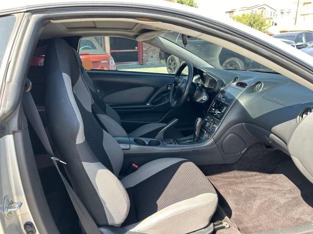 Photo 5 from auction – 2003 TOYOTA CELICA GT with VIN JTDDR32T830147767