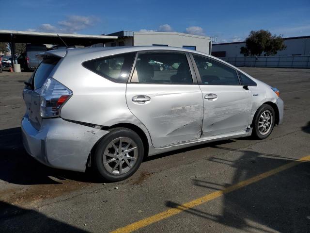 Photo 3 from auction – 2015 TOYOTA PRIUS V with VIN JTDZN3EUXFJ023925