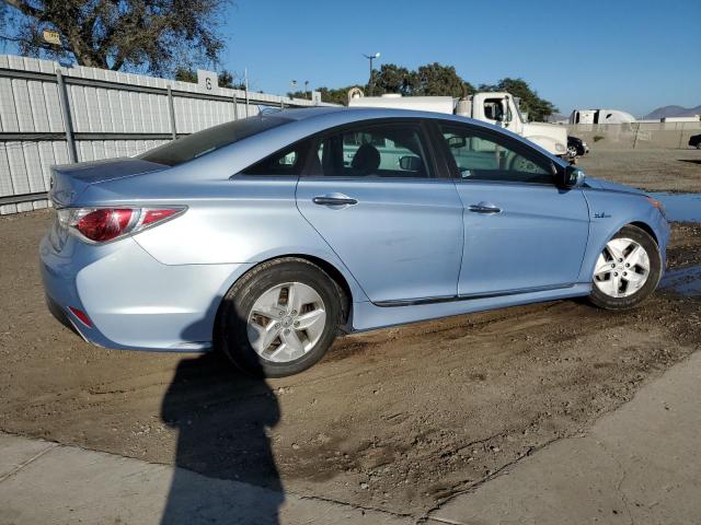 Photo 3 from auction – 2012 HYUNDAI SONATA HYB with VIN KMHEC4A45CA036458