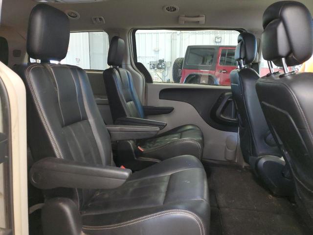 Photo 11 from auction – 2012 CHRYSLER TOWN & COU with VIN 2C4RC1BG5CR313246
