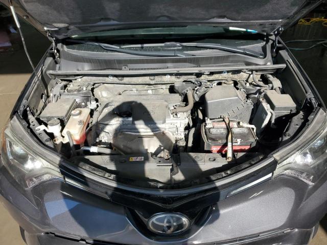 Photo 12 from auction – 2018 TOYOTA RAV4 LE with VIN JTMBFREV0JJ242833
