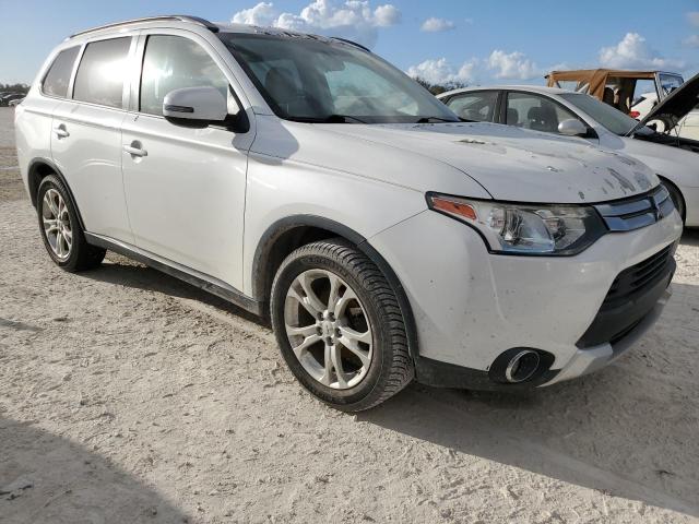 Photo 4 from auction – 2015 MITSUBISHI OUTLANDER with VIN JA4AD3A35FZ002277