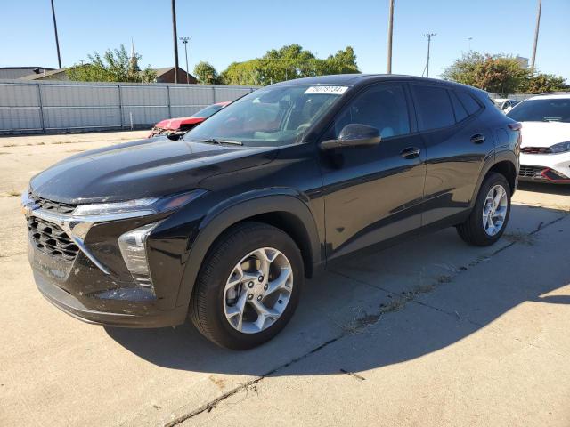 CHEVROLET TRAX LS 2025 with VIN KL77LFEP2SC063761 - Photo from auction