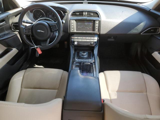 Photo 8 from auction – 2018 JAGUAR XE with VIN SAJAR4FX1JCP34265