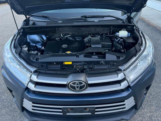 Photo 7 from auction – 2017 TOYOTA HIGHLANDER with VIN 5TDJZRFH0HS415162