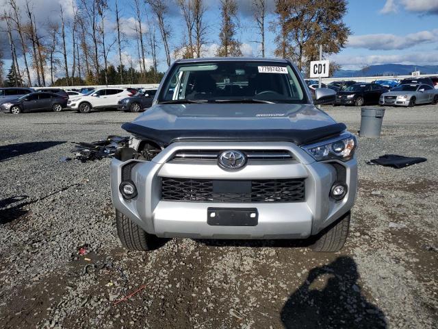 Photo 5 from auction – 2022 TOYOTA 4RUNNER SR with VIN JTEMU5JR9N6071195