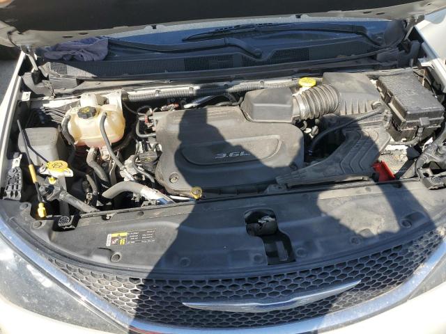 Photo 12 from auction – 2017 CHRYSLER PACIFICA T with VIN 2C4RC1DG1HR553057