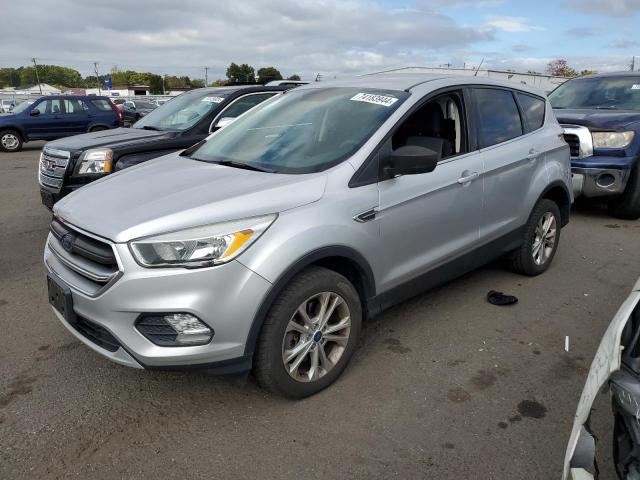 Photo 1 from auction – 2017 FORD ESCAPE SE with VIN 1FMCU9GD9HUC71136