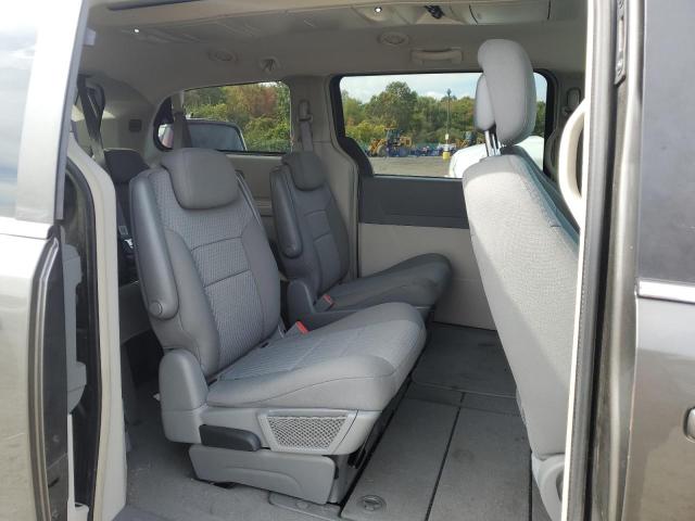 Photo 11 from auction – 2010 CHRYSLER TOWN & COU with VIN 2A4RR5D12AR415349