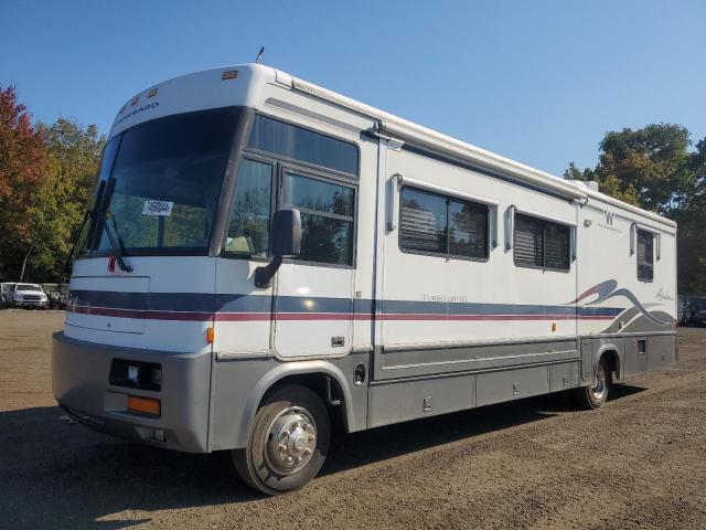 Photo 2 from auction – 2000 FREIGHTLINER CHASSIS X with VIN 4UZHXFBC3YCF87375