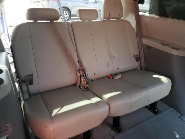 Photo 10 from auction – 2012 TOYOTA SIENNA XLE with VIN 5TDYK3DC6CS256177