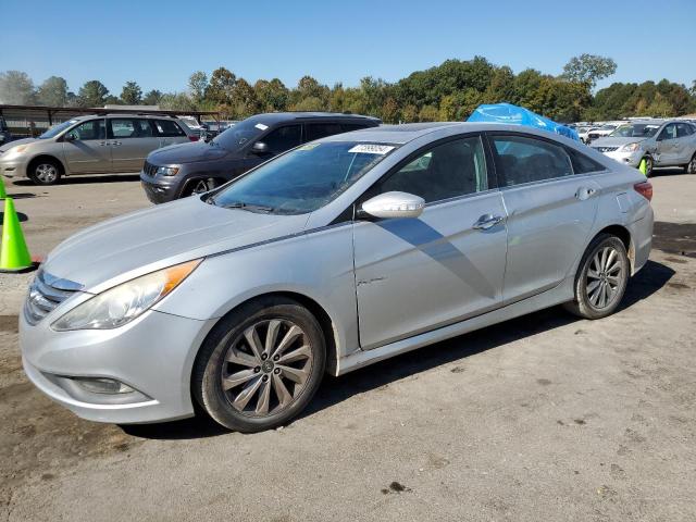 HYUNDAI SONATA SE 2014 with VIN 5NPEC4AB6EH929317 - Photo from auction