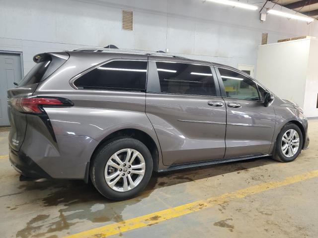 Photo 3 from auction – 2022 TOYOTA SIENNA LIM with VIN 5TDESKFC9NS059792