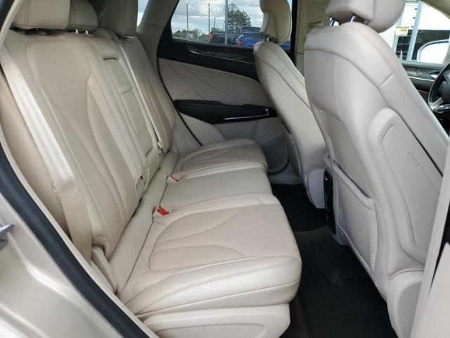 Photo 11 from auction – 2017 LINCOLN MKC RESERV with VIN 5LMCJ3D91HUL70021
