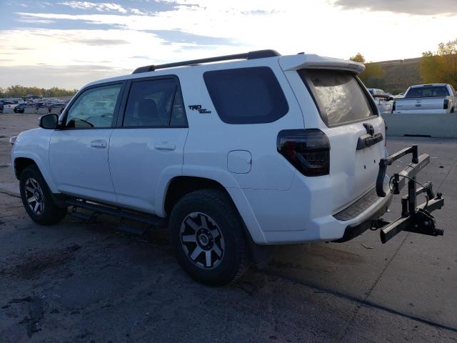 Photo 2 from auction – 2020 TOYOTA 4RUNNER SR with VIN JTEBU5JR1L5754762