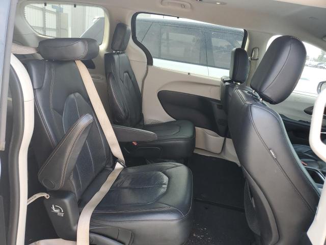 Photo 11 from auction – 2018 CHRYSLER PACIFICA T with VIN 2C4RC1BG9JR279728