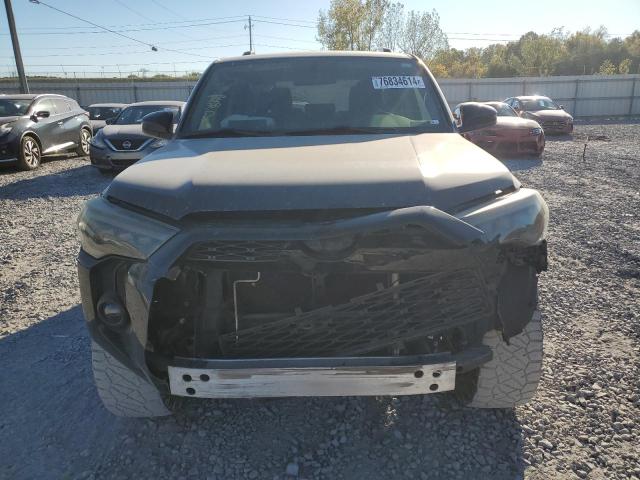 Photo 5 from auction – 2019 TOYOTA 4RUNNER SR with VIN JTEZU5JR9K5200771