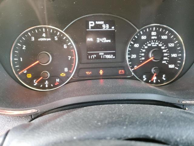 Photo 9 from auction – 2018 KIA FORTE LX with VIN 3KPFK4A76JE220159