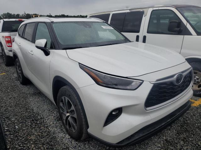 Photo 4 from auction – 2023 TOYOTA HIGHLANDER with VIN 5TDKDRAH2PS031604