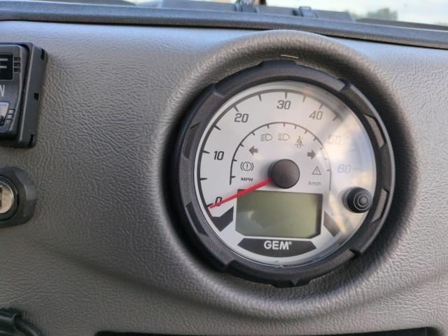 Photo 8 from auction – 2023 GEM GOLF CART with VIN 7SXG4AEA0P5507842