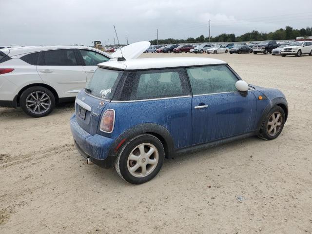 Photo 3 from auction – 2007 MINI COOPER with VIN WMWMF33577TT54788
