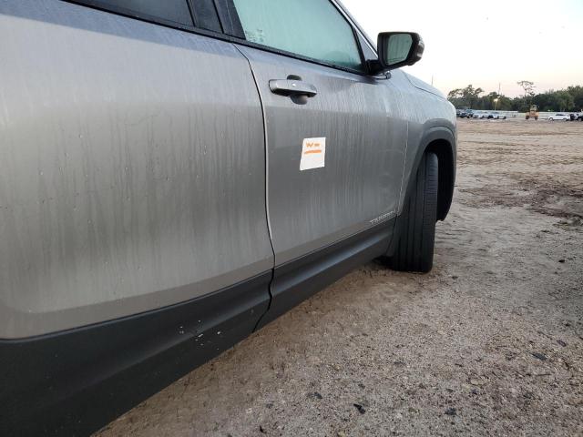 Photo 13 from auction – 2023 GMC TERRAIN SL with VIN 3GKALPEGXPL127883