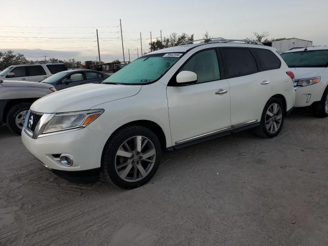 NISSAN PATHFINDER 2016 with VIN 5N1AR2MM2GC633090 - Photo from auction