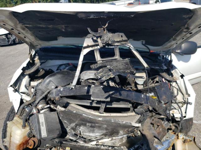 Photo 11 from auction – 2003 CHEVROLET SILVERADO with VIN 2GCEK19T031328059