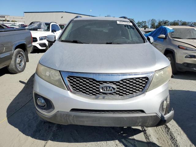 Photo 5 from auction – 2011 KIA SORENTO EX with VIN 5XYKU4A22BG054398