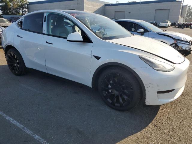 Photo 4 from auction – 2021 TESLA MODEL Y with VIN 5YJYGAEE4MF159197