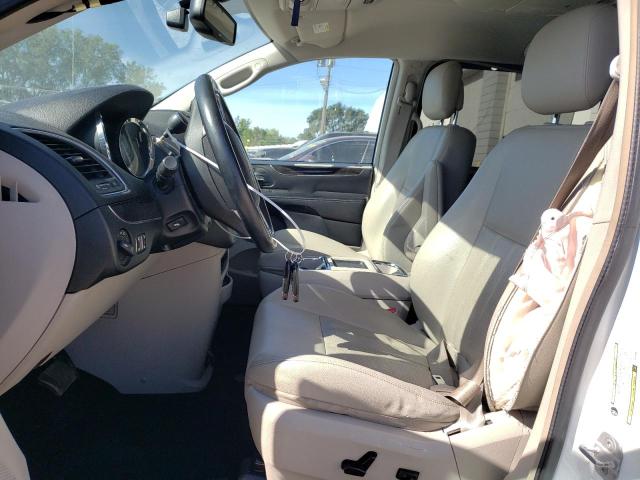 Photo 7 from auction – 2014 CHRYSLER TOWN & COU with VIN 2C4RC1CG7ER133042