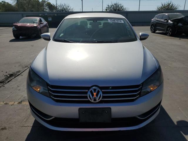 Photo 5 from auction – 2012 VOLKSWAGEN PASSAT S with VIN 1VWAP7A39CC035816