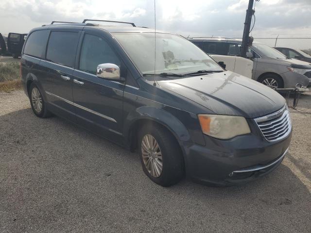 Photo 4 from auction – 2013 CHRYSLER TOWN & COU with VIN 2C4RC1GG1DR736870