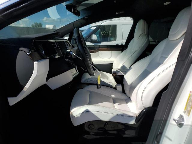 Photo 7 from auction – 2016 TESLA MODEL X with VIN 5YJXCAE25GF007351